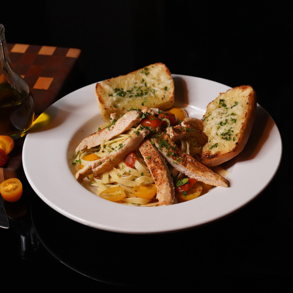 PASTA AIOLI WITH CHICKEN