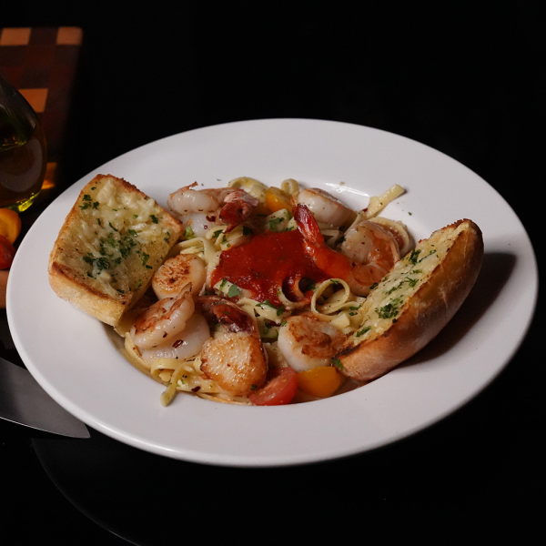 MEDITERRANEAN SEAFOOD PASTA